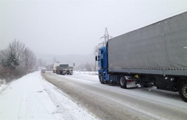 Траса Київ-Чоп під Мукачево (Фото сайт Мукачево.net)