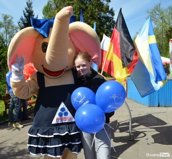 У Луцьку розпочалося ювілейне свято морозива від компанії «Рудь». ФОТО*
