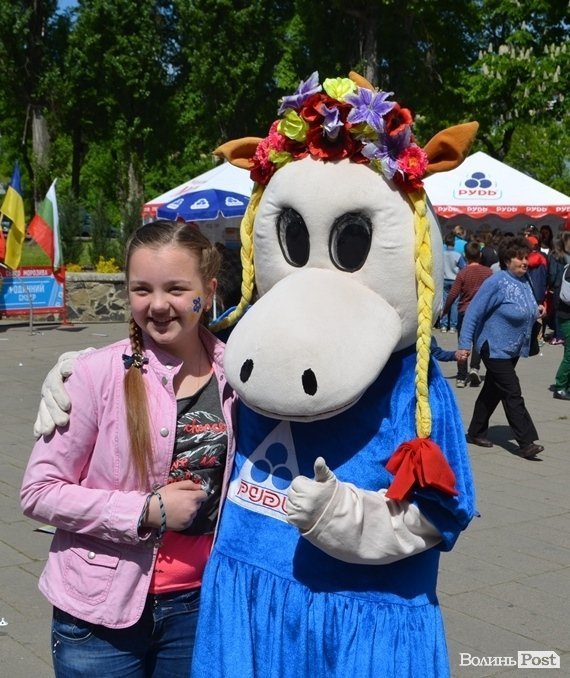 У Луцьку розпочалося ювілейне свято морозива від компанії «Рудь». ФОТО*