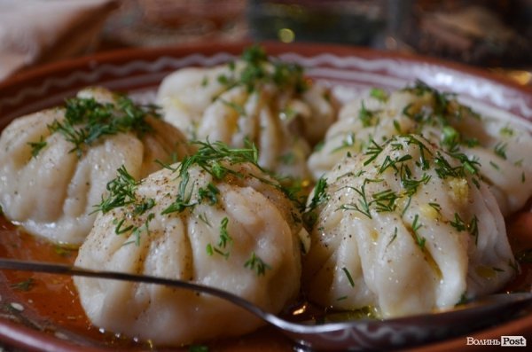 Кавказ над Сапалаївкою. Смачного Луцька!