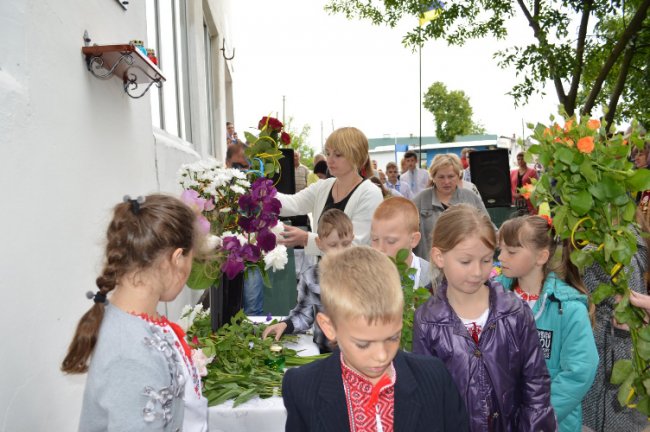 На Волині відкрили меморіальну дошку загиблому під Волновахою військовому