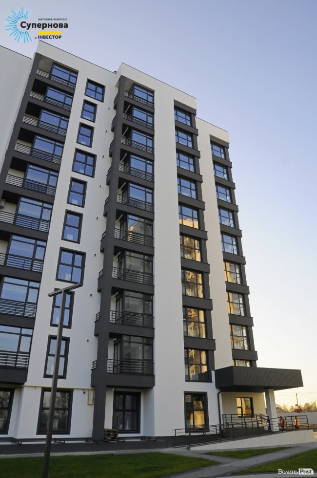 Звіт з будівництва ЖК «Супернова»: у четвертому будинку встановлюють вікна*