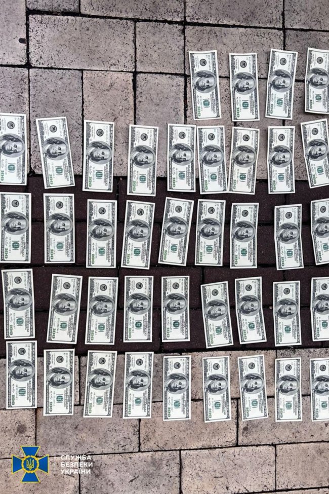 СБУ надавала по загребущих руках хабарнику з АМКУ