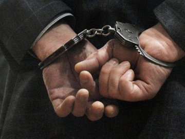 Напав на односельця зі штахетою: волинянин на понад вісім років втрапив за ґрати за розбій