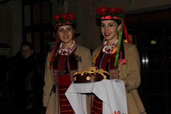 До Луцька прибули діти з Волновахи. ФОТО