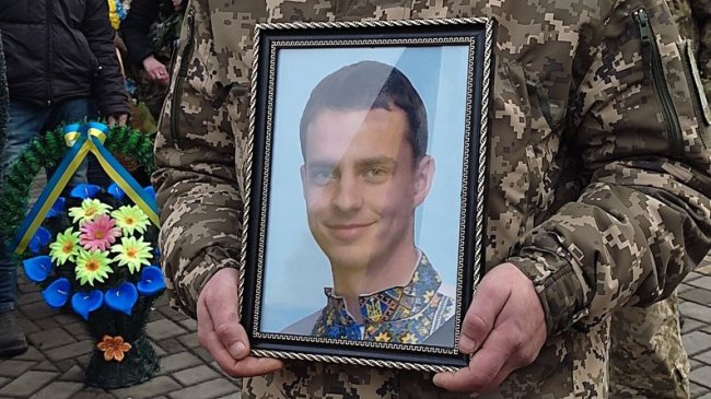Сумний день: у Луцьку поховали двох загиблих Героїв
