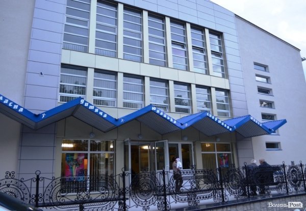 Спортшкола у Луцьку відкрилася після ремонту. ФОТО