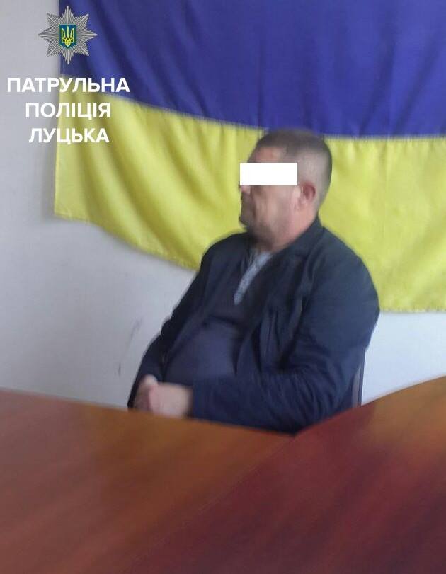 «Податківець» і «антикорупціонер»: у Луцьку зловили п’яничку за кермом