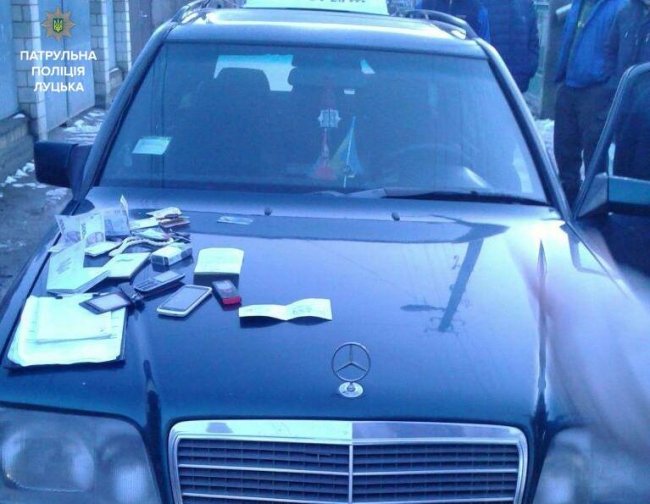 «Ваш друг потребує допомоги»: в Луцьку затримали шахраїв