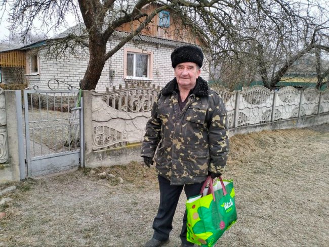 Чоловіки - на фронті, жінки - на заробітках: як живе прикордоння Волині