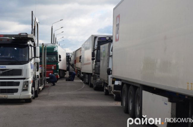 Біля «Ягодина» створять термінали, які ліквідують черги вантажівок