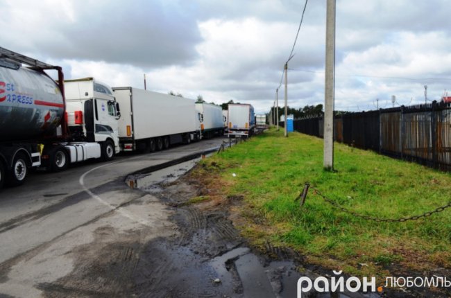 Біля «Ягодина» створять термінали, які ліквідують черги вантажівок