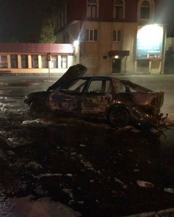 У Луцьку на автостанції згоріло авто