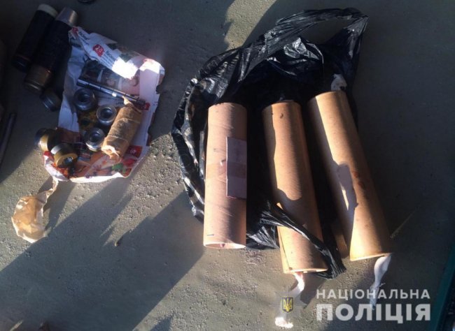 Гранати, запали і порох: що знайшли вдома у чоловіка, який напав на волинського депутата