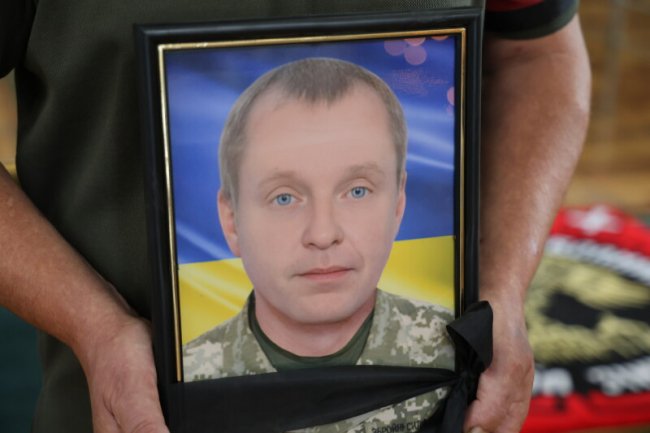 У Луцьку попрощалися з Героєм Олексієм Бондарем