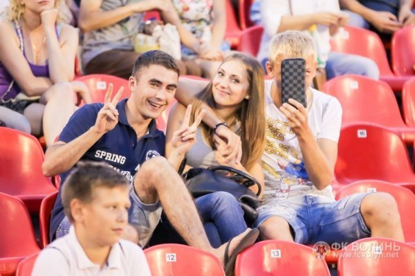 Марш фанів «За єдність України» у Луцьку. ФОТО