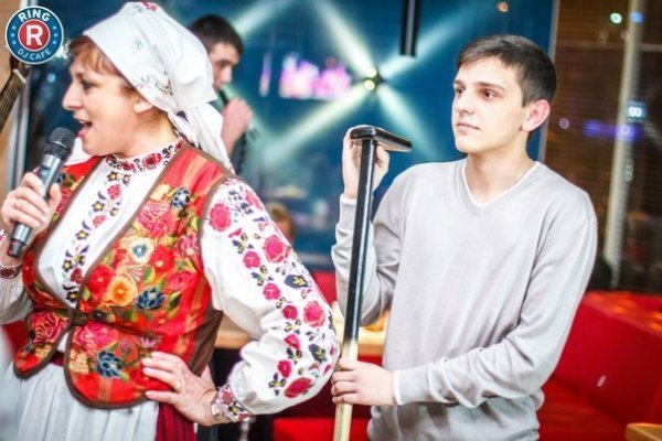 Андріївські вечорниці в луцькому діджей-кафе. ФОТО