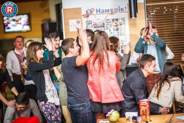 Андріївські вечорниці в луцькому діджей-кафе. ФОТО