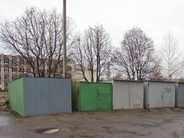 У Луцьку гаражники борються за землю