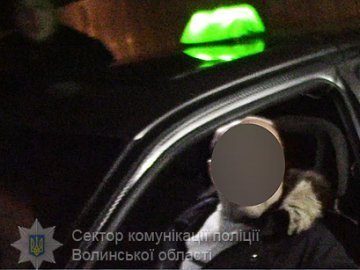 Луцькі правоохоронці затримали сутенера