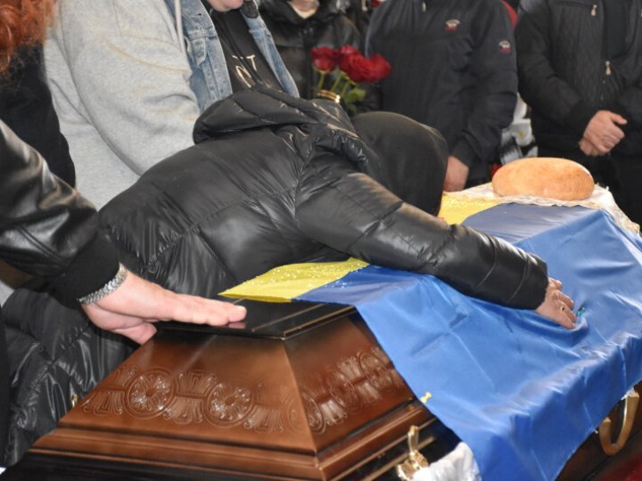 Полеглі Герої: у Луцьку попрощалися з Валентином Кравцем та Максимом Діковим