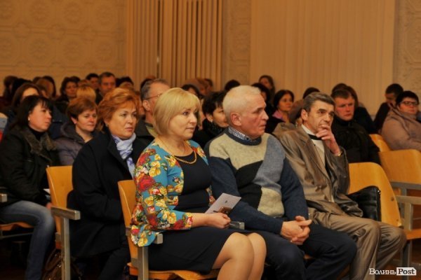 Нові дороги та чисті парки: Петро Нестерук відзвітував за рік роботи