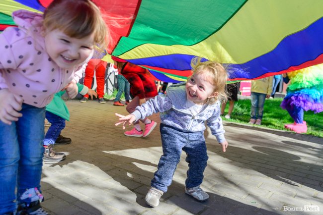 У Луцьку відкрили третю дитячу студію розвитку «Розумаха»* 