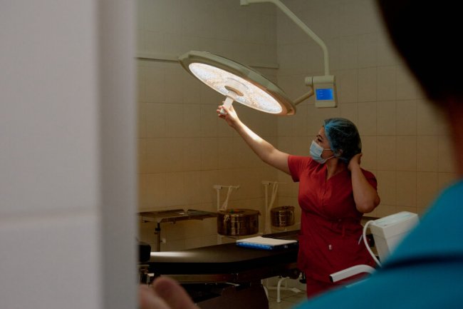 У луцькому пологовому будинку використовують новітню мобільну рентген систему. ФОТО