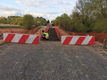 На місці зруйнованого моста на трасі Львів–Луцьк облаштували пішохідний перехід