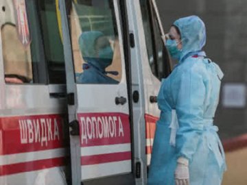 У Нововолинську на COVID-19 захворіла медпрацівниця 