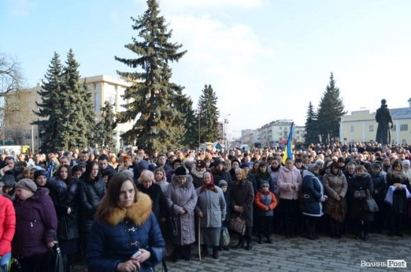 У Луцьку прощалися з бійцем 51-ої бригади. ФОТО. ВІДЕО