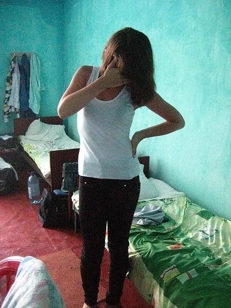 Скандальний відпочинок-2: діти з Волині знову «відпочивають» в «бомжатнику». ФОТО