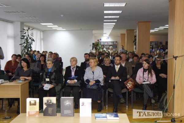 Польський посол нагородив орденом видатного волинянина