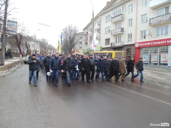Луцьк. Віче і марш Майдану. ФОТО