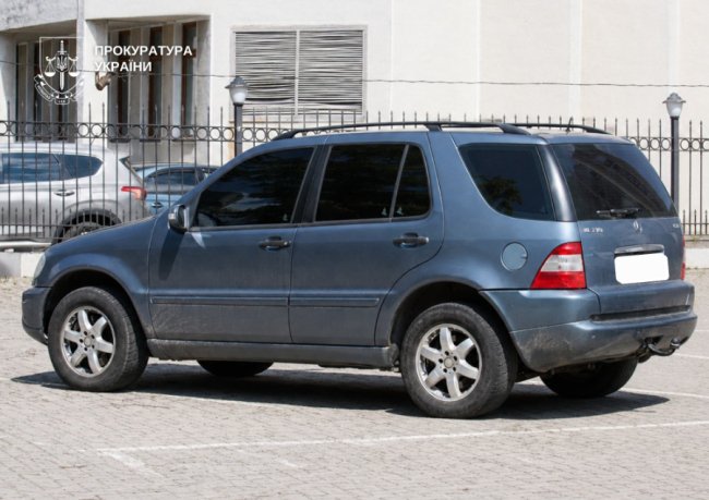 Лучанин продав 20 автівок, ввезених для ЗСУ: його судитимуть