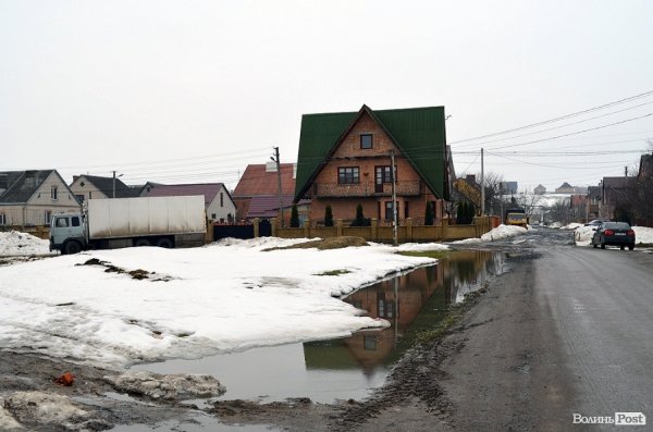 Через відлигу «плаває» приватний сектор у Луцьку. ФОТО