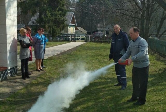 Низка навчальних закладів на Волині не обладнана протипожежним захистом