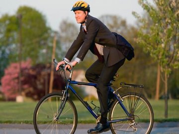 На велосипеді на роботу – варто чи ні?*