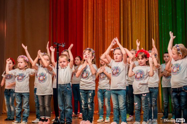 Як у Луцьку фестивалили двійнята та близнята. ФОТО