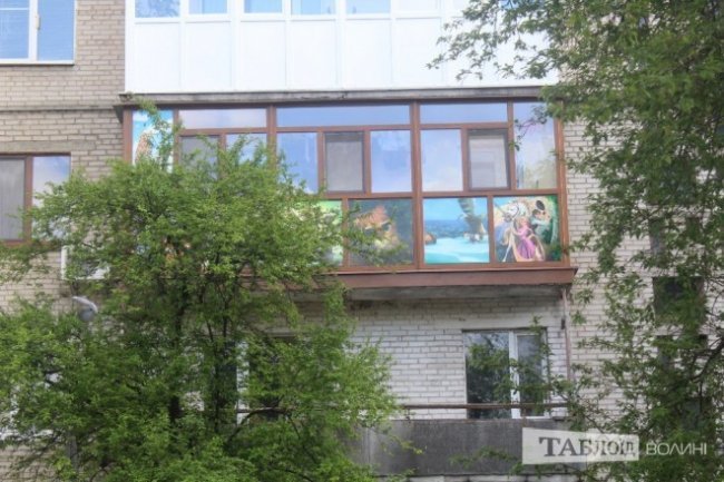 У Луцьку з’явився «мультяшний» балкон
