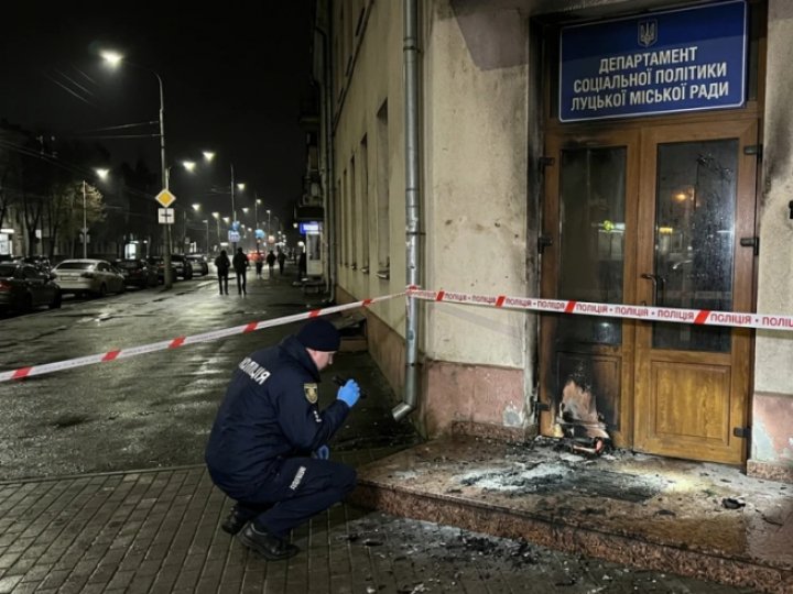 Студенту винесли вирок за підпал банку та департаменту міськради в Луцьку
