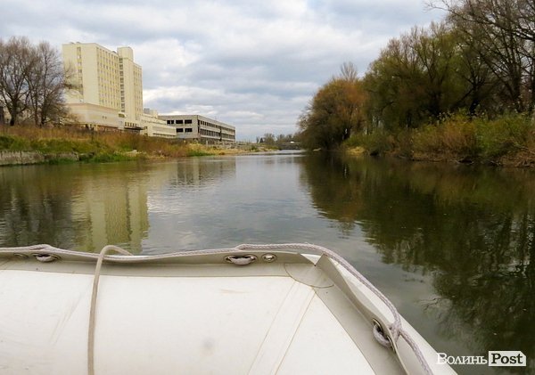 Водна експедиція: як виглядає Луцьк зі Стиру. ФОТО
