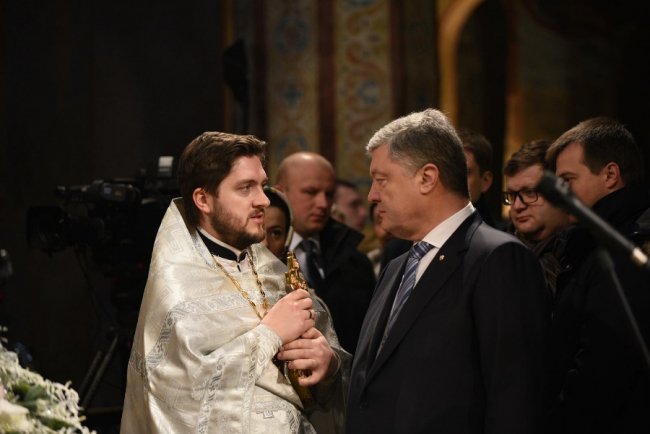 «Все це якесь диво»: священик з Волині опублікував фото з богослужіння у Софії Київській