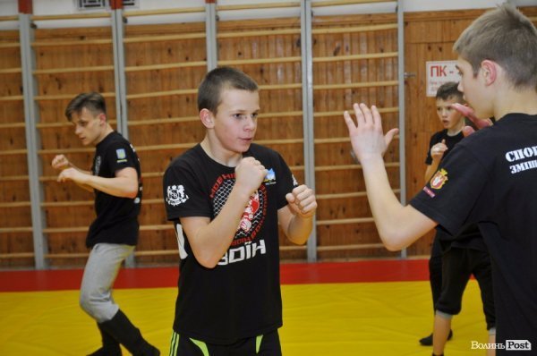 Сила духу та міць тіла: де з луцьких підлітків роблять воїнів