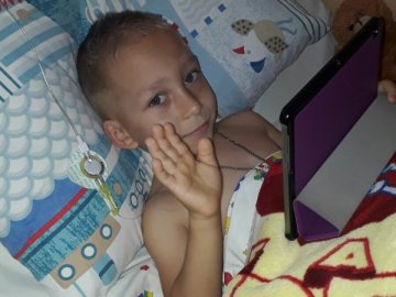 Хворого хлопчика з Волині прооперували у Львові