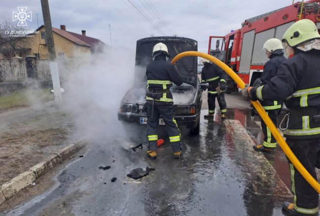 Пожежі на Волині: горіли будинок, гараж та автомобіль