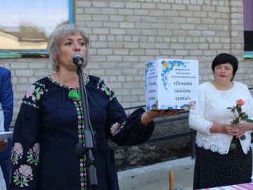 У День знань школярі з Волині задонатили на ЗСУ гроші, які мали витратити на квіти