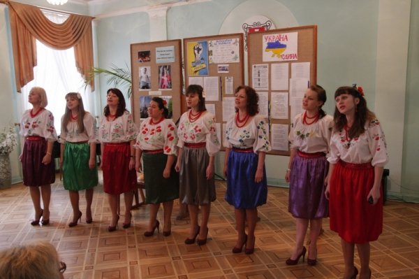 Антивоєнна акція в луцькому музеї. ФОТО