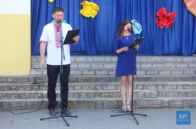 Останній дзвоник у Володимирі. ФОТО