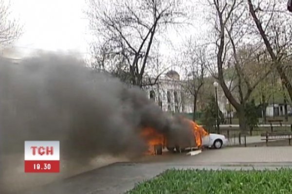 У Києві вибухнула автокавʼярня. ФОТО